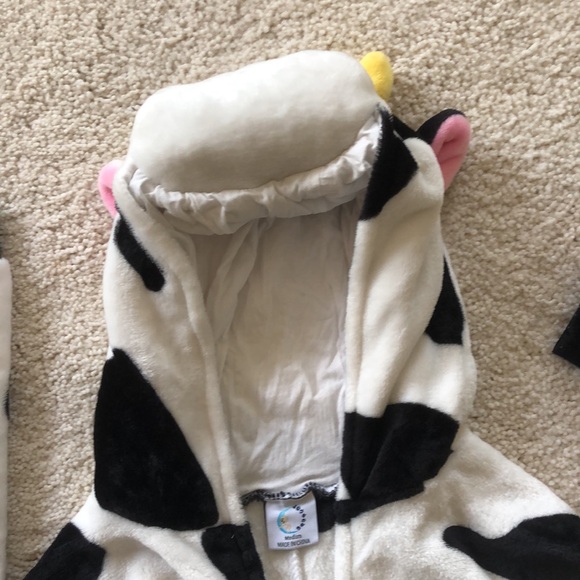 Adult Onesie Halloween Cow Costume - Picture 7 of 16